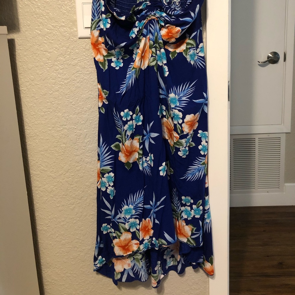 Hawaiian dress